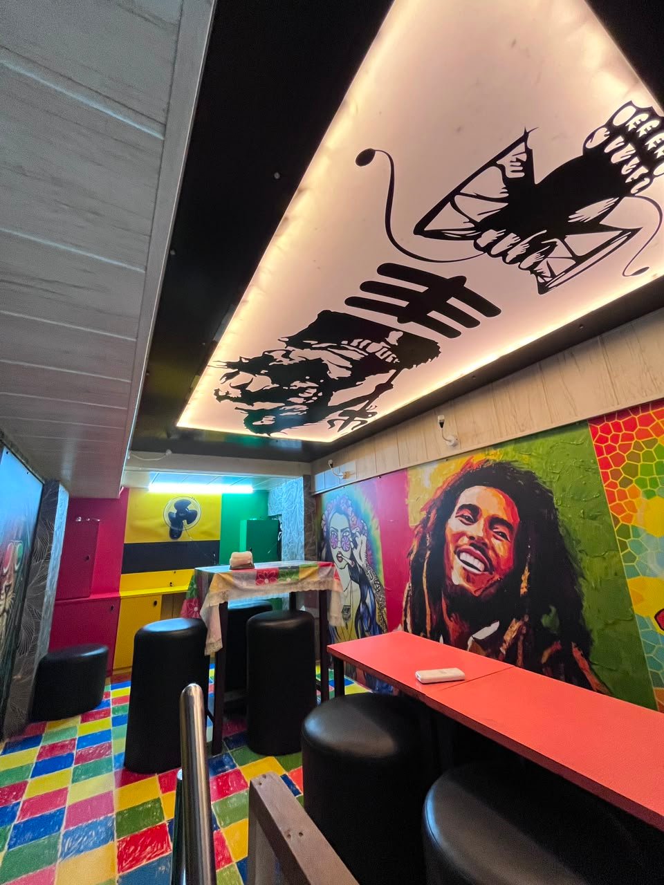 Colourful dining corner at Doodee's